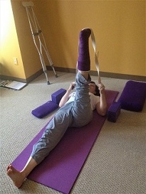 Marj with a cast in Leg Stretch